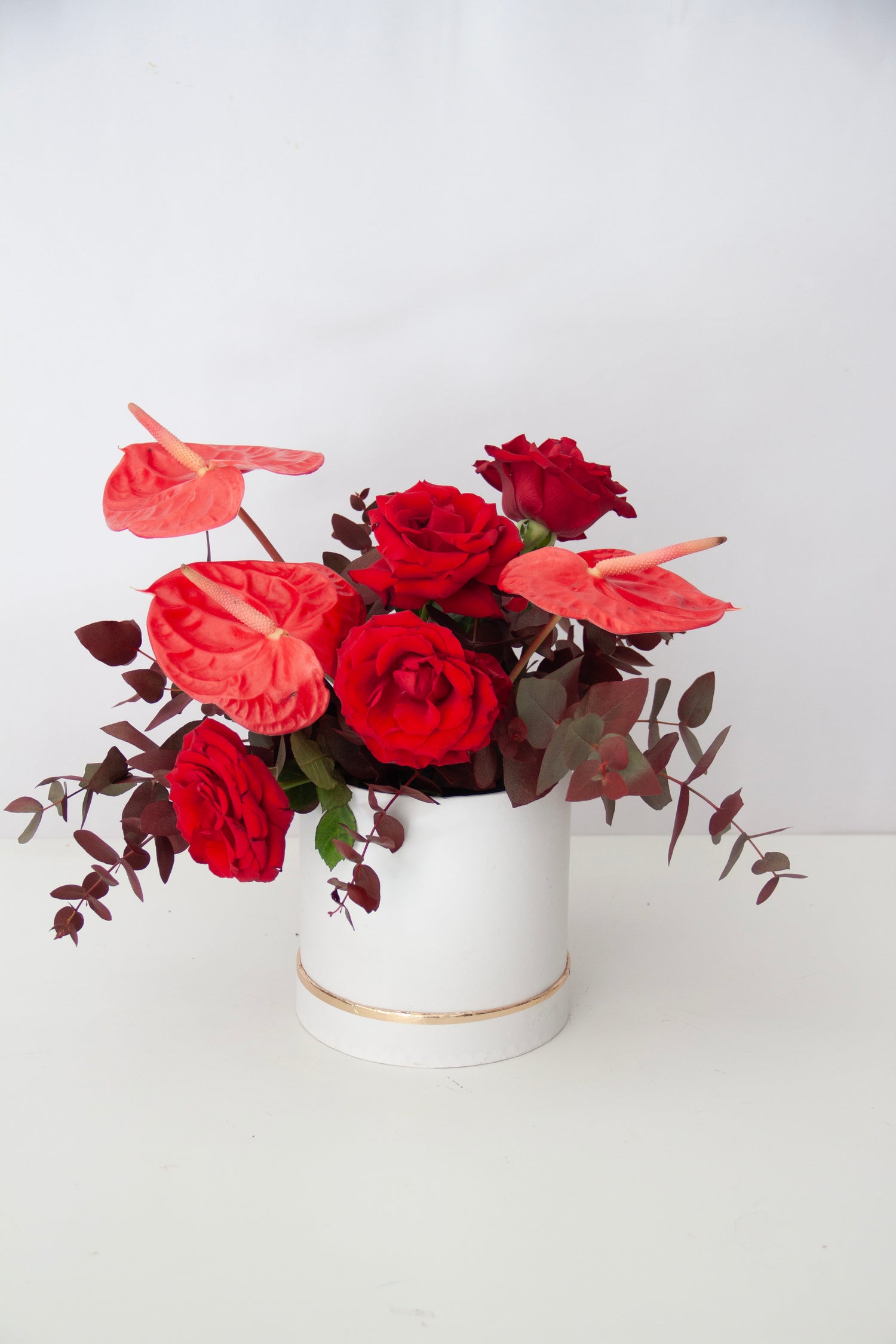 Valentine Love Struck Anthurium with red Roses
